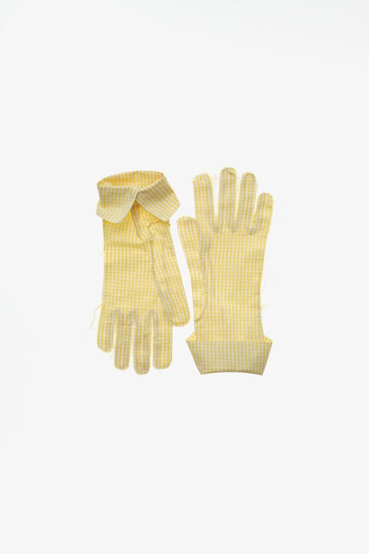 LIMITED EDITION GINGHAM GLOVES — Yellow