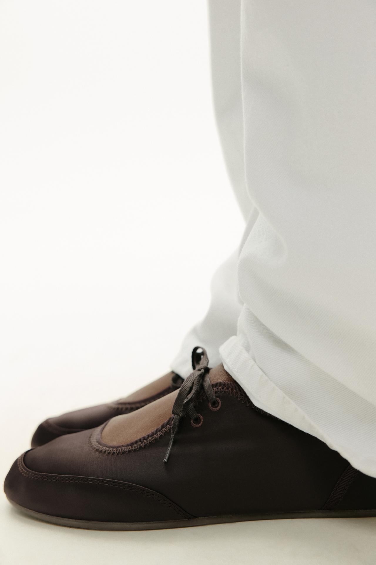 SPORTS BALLERINA WITH LACES