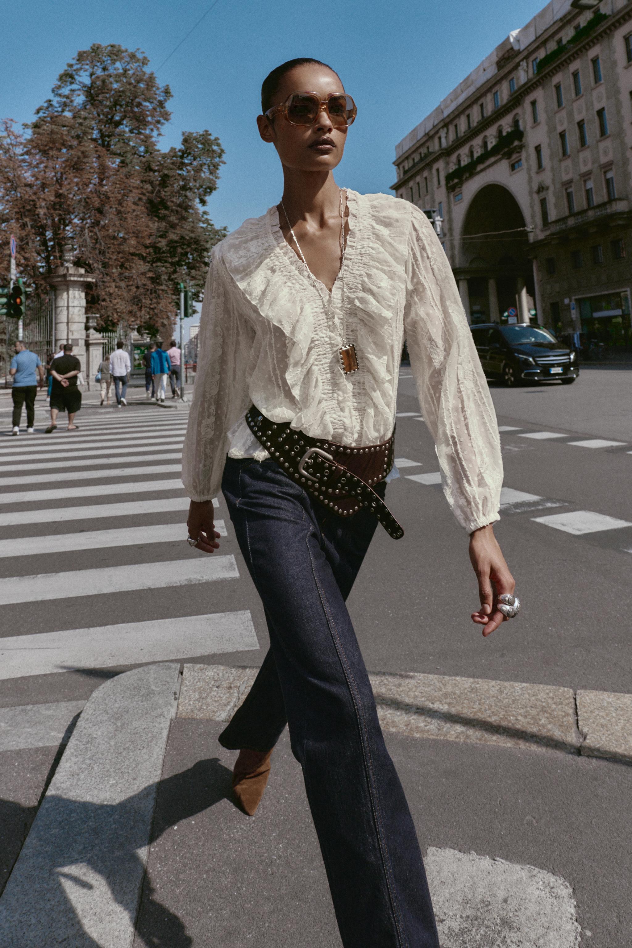 ゾロ SWISS DOT ROMANTIC SHIRT - Ecru | ZARA United States
