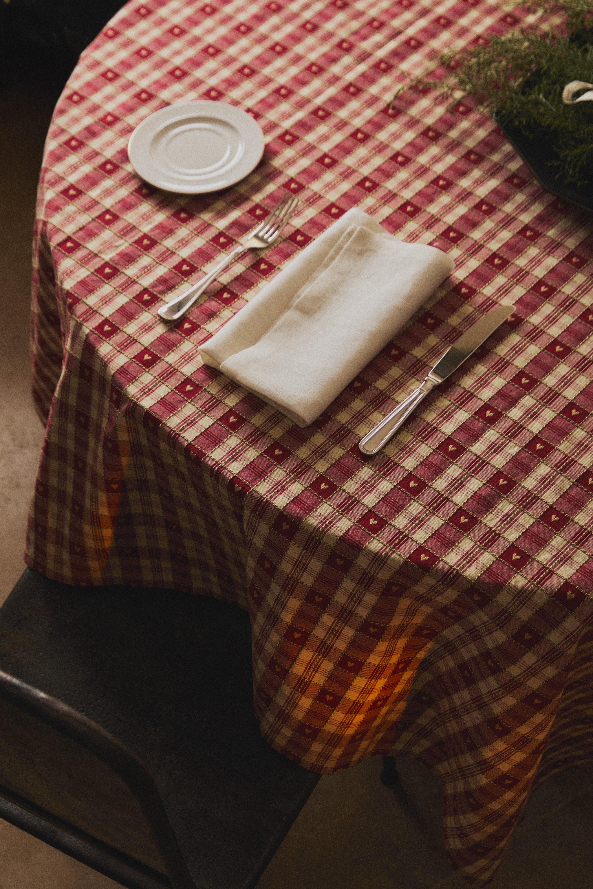 CHRISTMAS CHECK HEART COTTON TABLECLOTH
