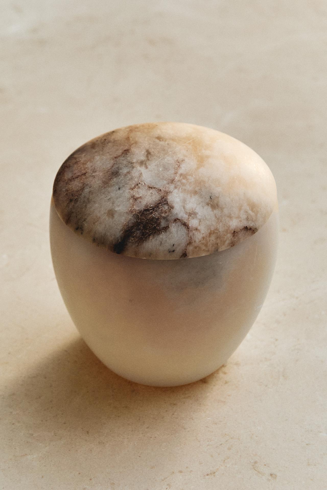 ALABASTER BATHROOM ORGANIZER JAR — Beige