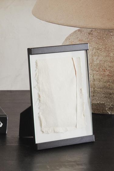 BLACK METAL PHOTO FRAME - Black by Zara
