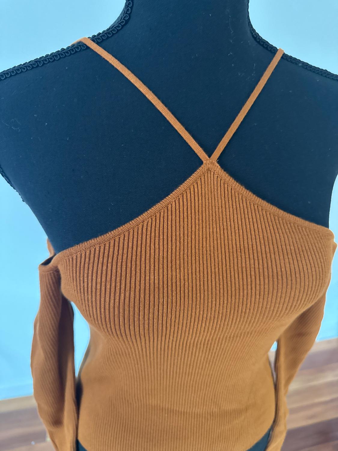 TOP PUNTO CUT OUT - Image 3