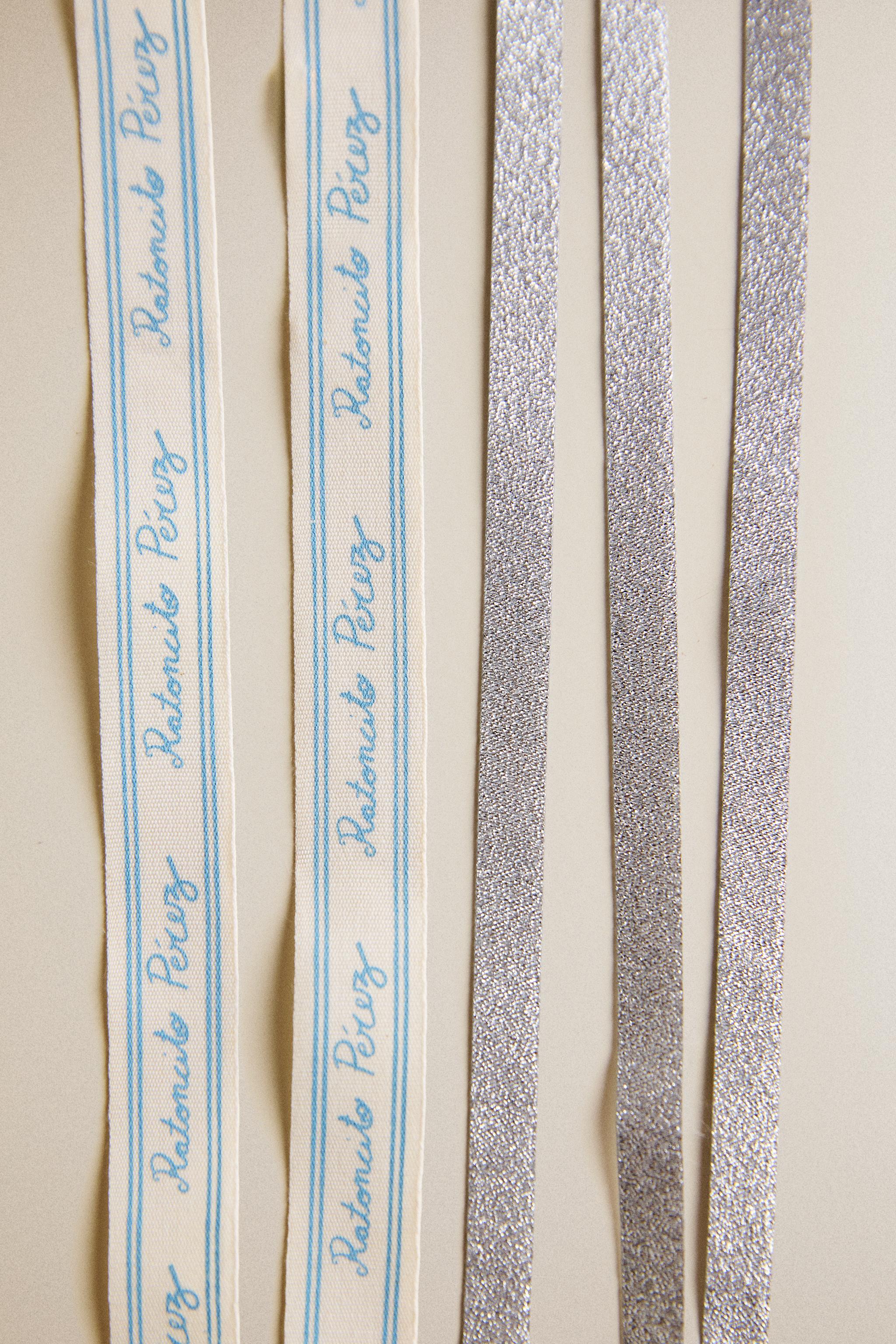 MR. PÉREZ GIFT RIBBON