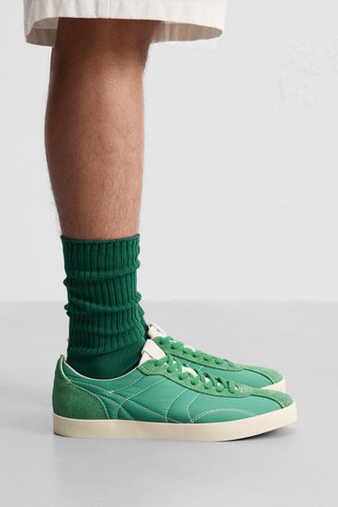 ZAPATILLA ACOLCHADA - Verde de Zara - Imagen 0