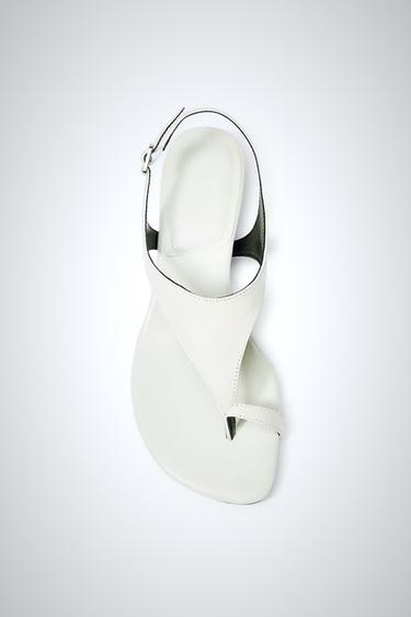 KITTENHEEL-SANDALETTEN AUS LEDER - Weiß von Zara