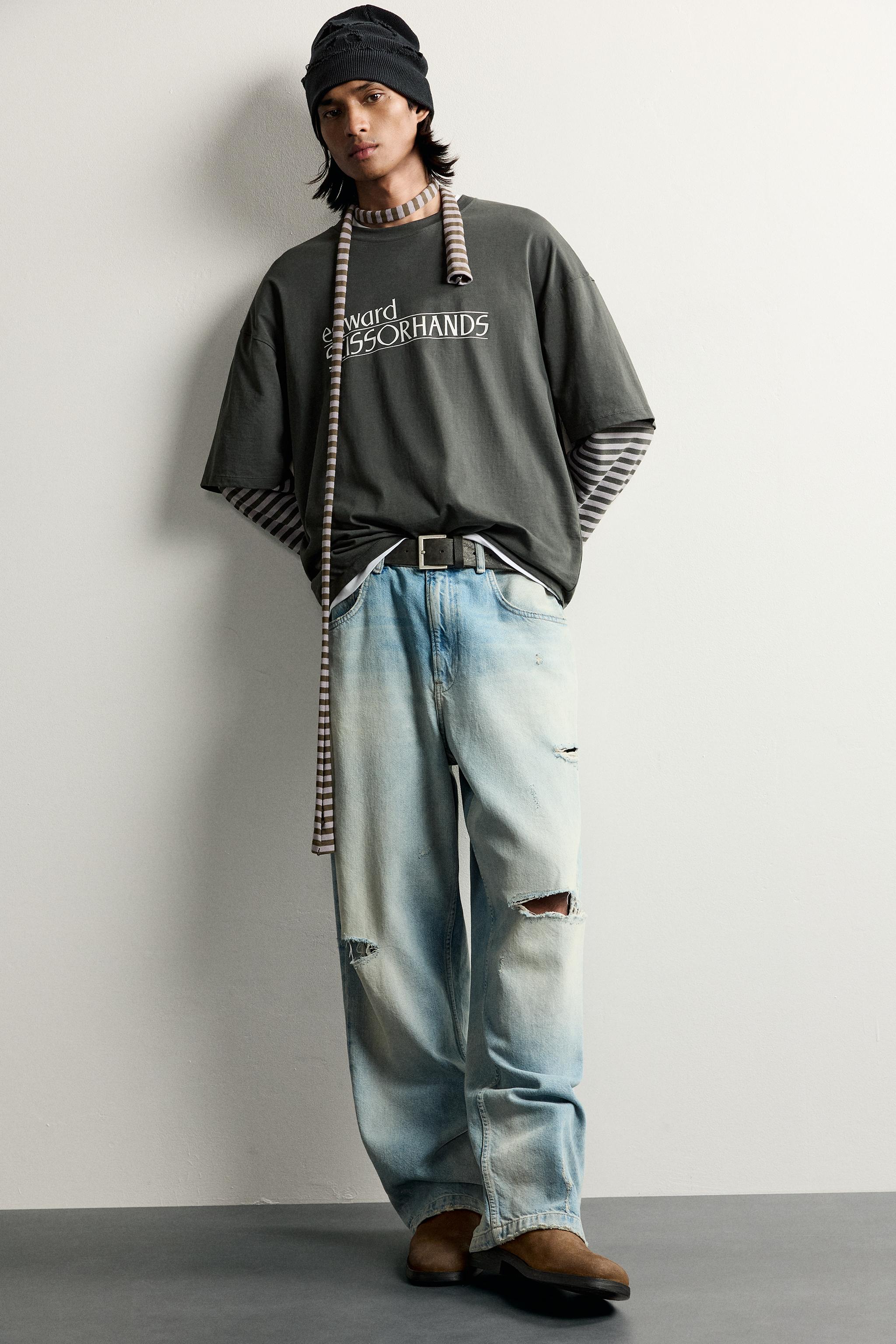 EDWARD SCISSORHANDS STRIPED SLEEVE T-SHIRT