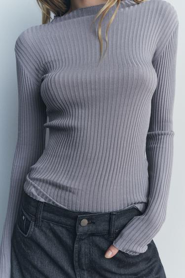 T-SHIRT WITH RIBBED DETAIL - Grey by Zara
