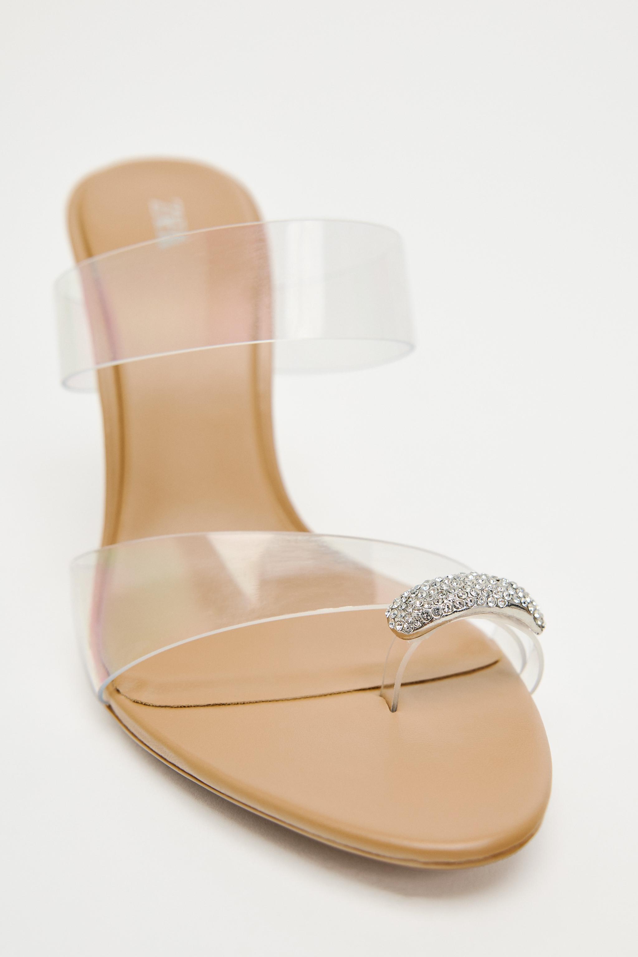 RING DETAIL VINYL HEELED SANDALS