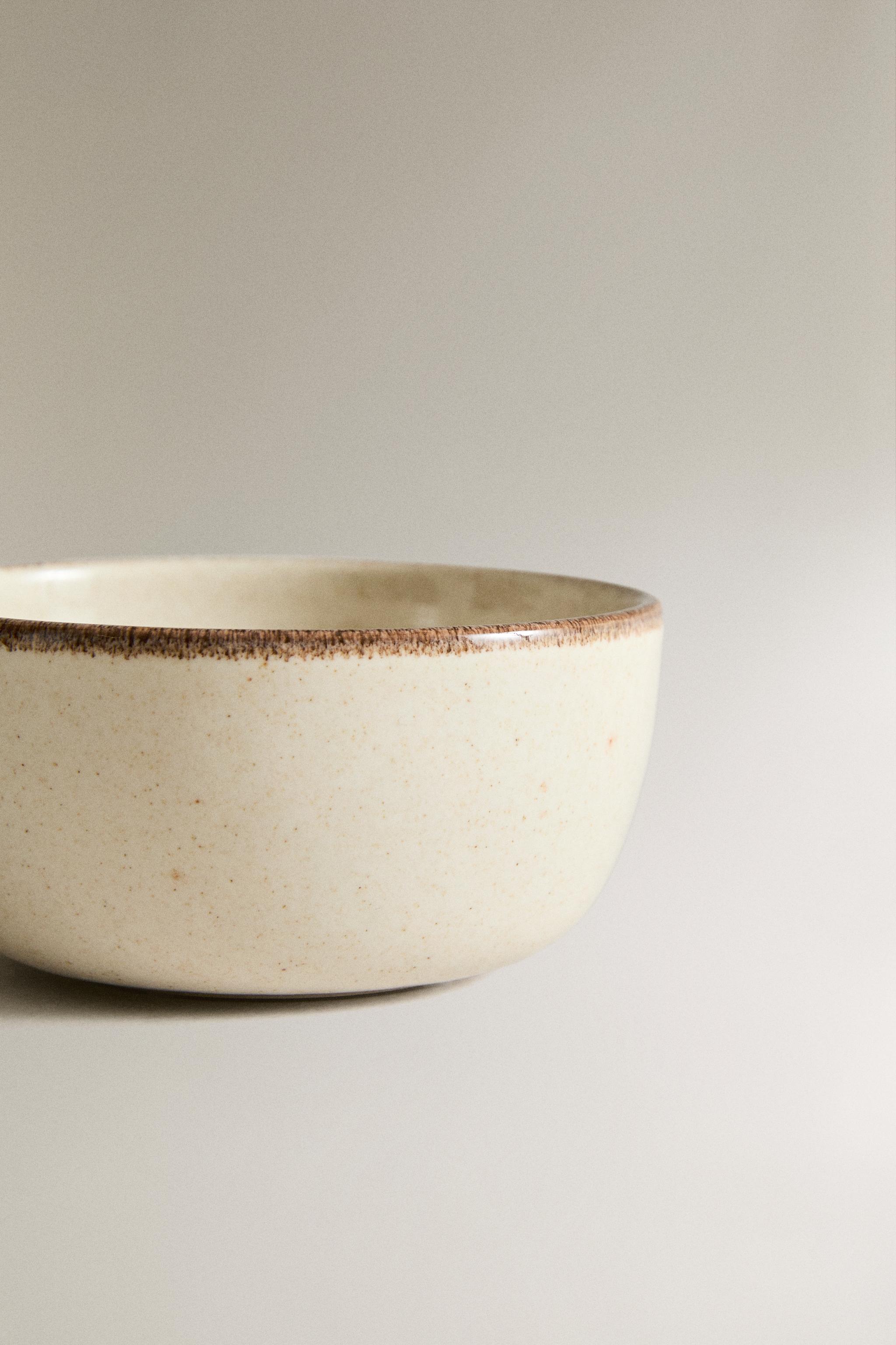 STONEWARE SNACK BOWL