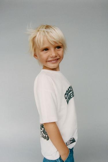 CAMISETA ESTAMPADA COCHES - Blanco roto de Zara