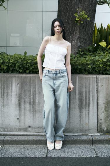 ZW COLLECTION リラックス ミッドライズジーンズウォッシュブルーZaraのZW COLLECTION リラックス ミッドライズジーンズ - ウォッシュブルー 