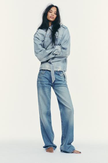 JEANS TRF WIDE LEG بخصر متوسط - أزرق فاتح الخاص بـ Zara