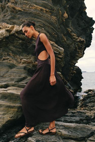 VESTIDO COMBINADO PUNTO CUT OUT - Marrón de Zara