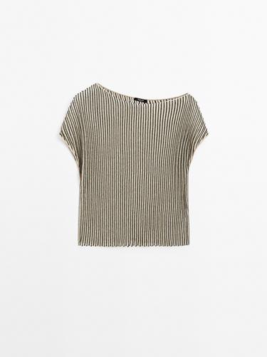 Zara Loose-fitting pleated top with flecked detail - Beige