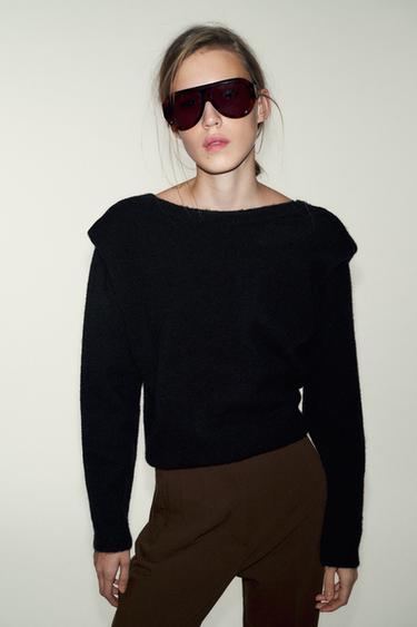 STRICKPULLOVER MIT V-AUSSCHNITT AM RÜCKEN UND SCHULTERPOLSTERN - Schwarz von Zara