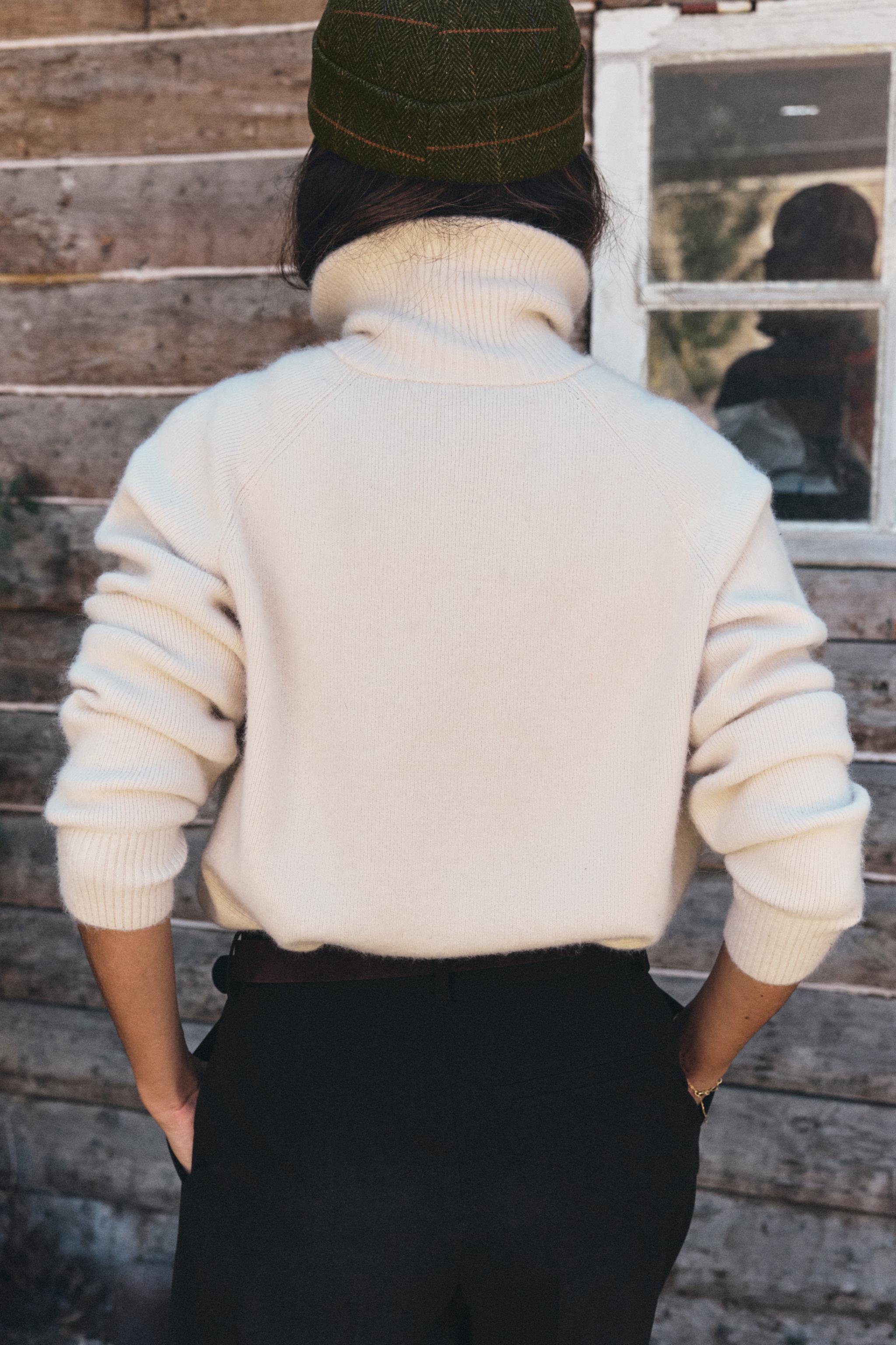 PULL EN MAILLE AU TOUCHER DOUX