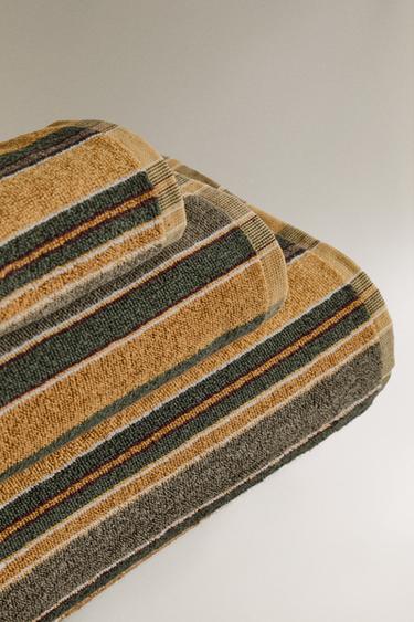 COLOURED MULTI-STRIPE BATH TOWEL - Multicoloured by Zara - Image 1
