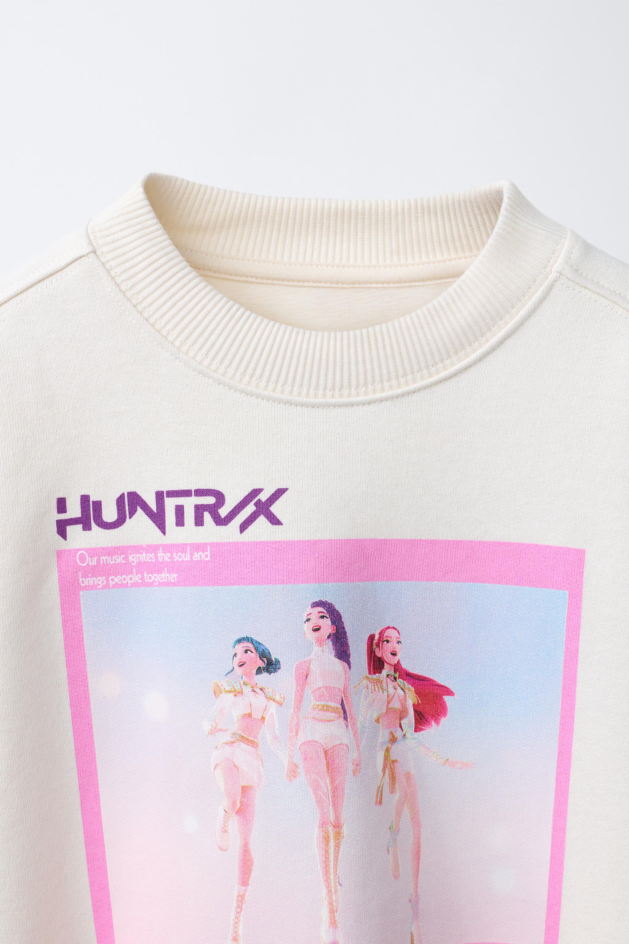 KPOP DEMON HUNTERS™ NETFLIX © PRINTED SWEATSHIRT