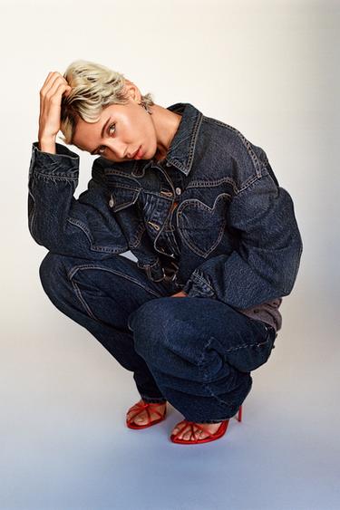 ДЖИНСЫ TRF ПРЯМОГО КРОЯ СО СРЕДНЕЙ ПОСАДКОЙ С СЕРДЕЧКАМИ — МОРСКОЙ СИНИЙ от Zara — изображение 0