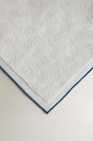 BATH TOWEL WITH COLOURED TOPSTITCHING - Ivory by Zara - Image 2