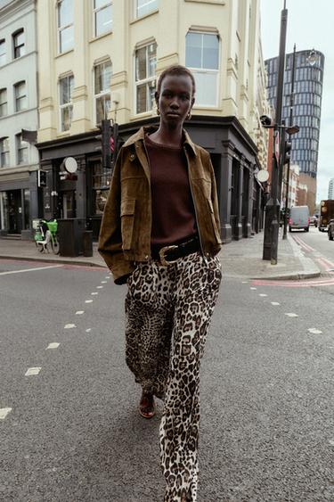 PANTALON LARGE SATINÉ CEINTURE - Leopard de Zara