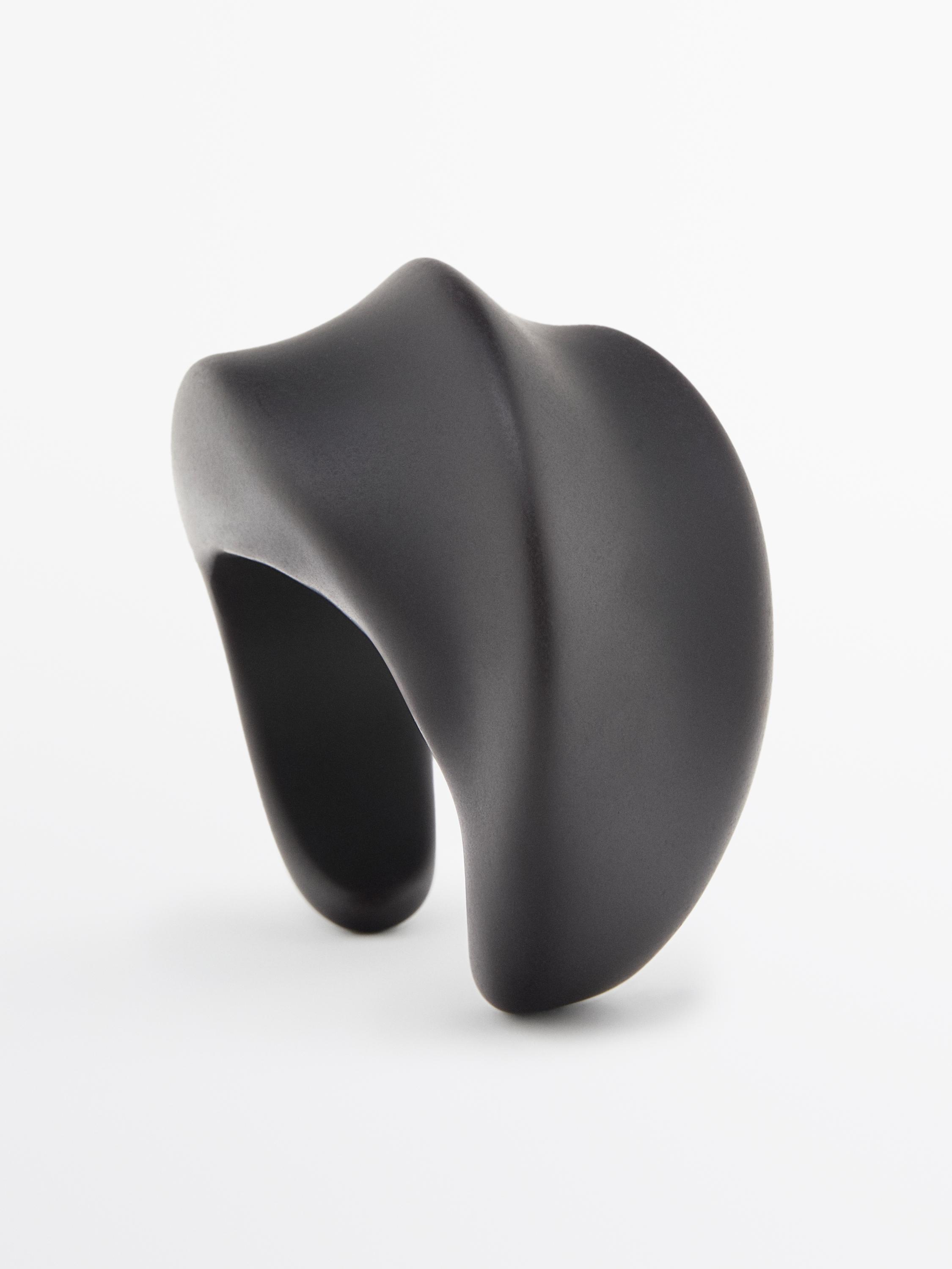 Bracelet large moulé