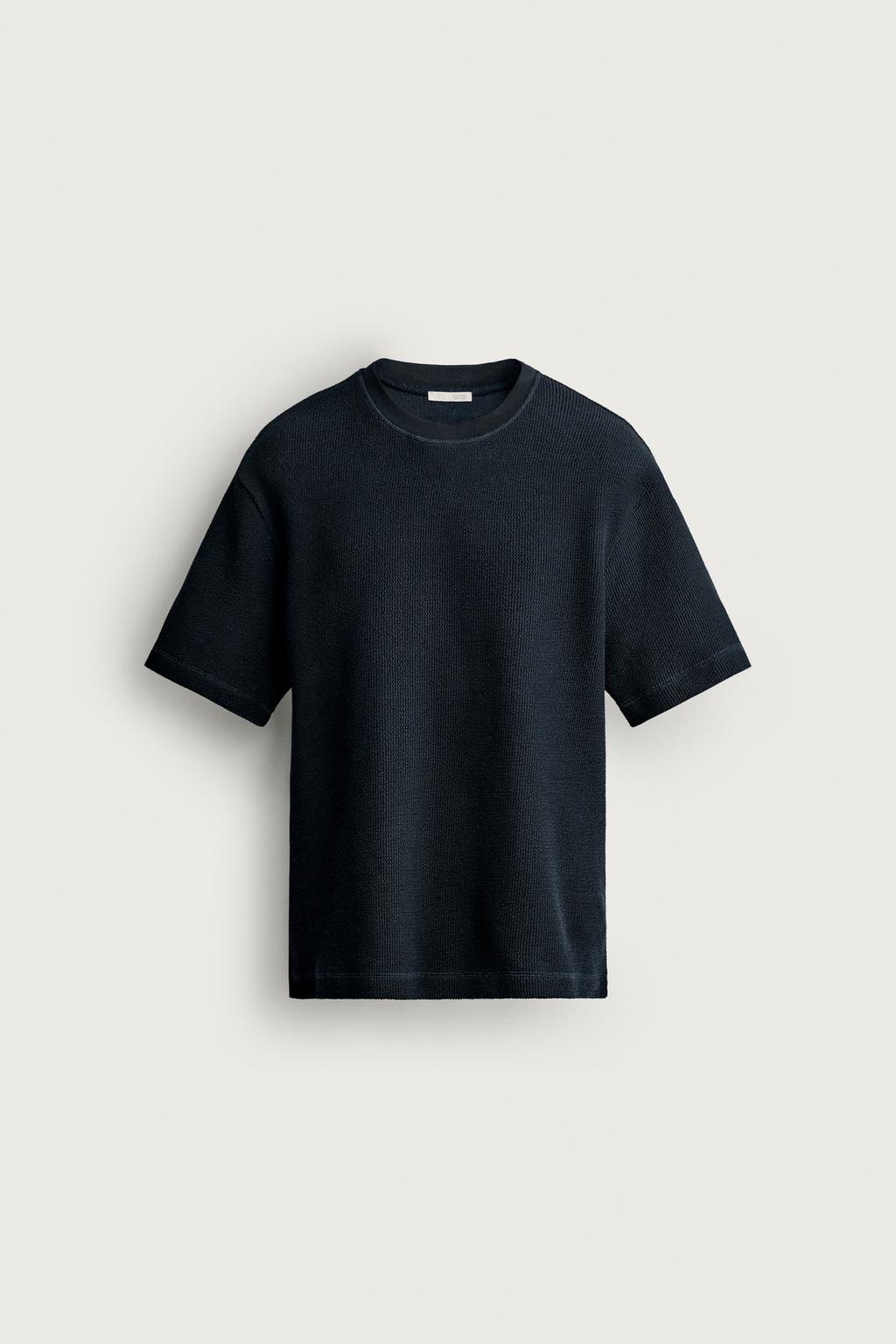 REGULAR FIT SEERSUCKER T-SHIRT