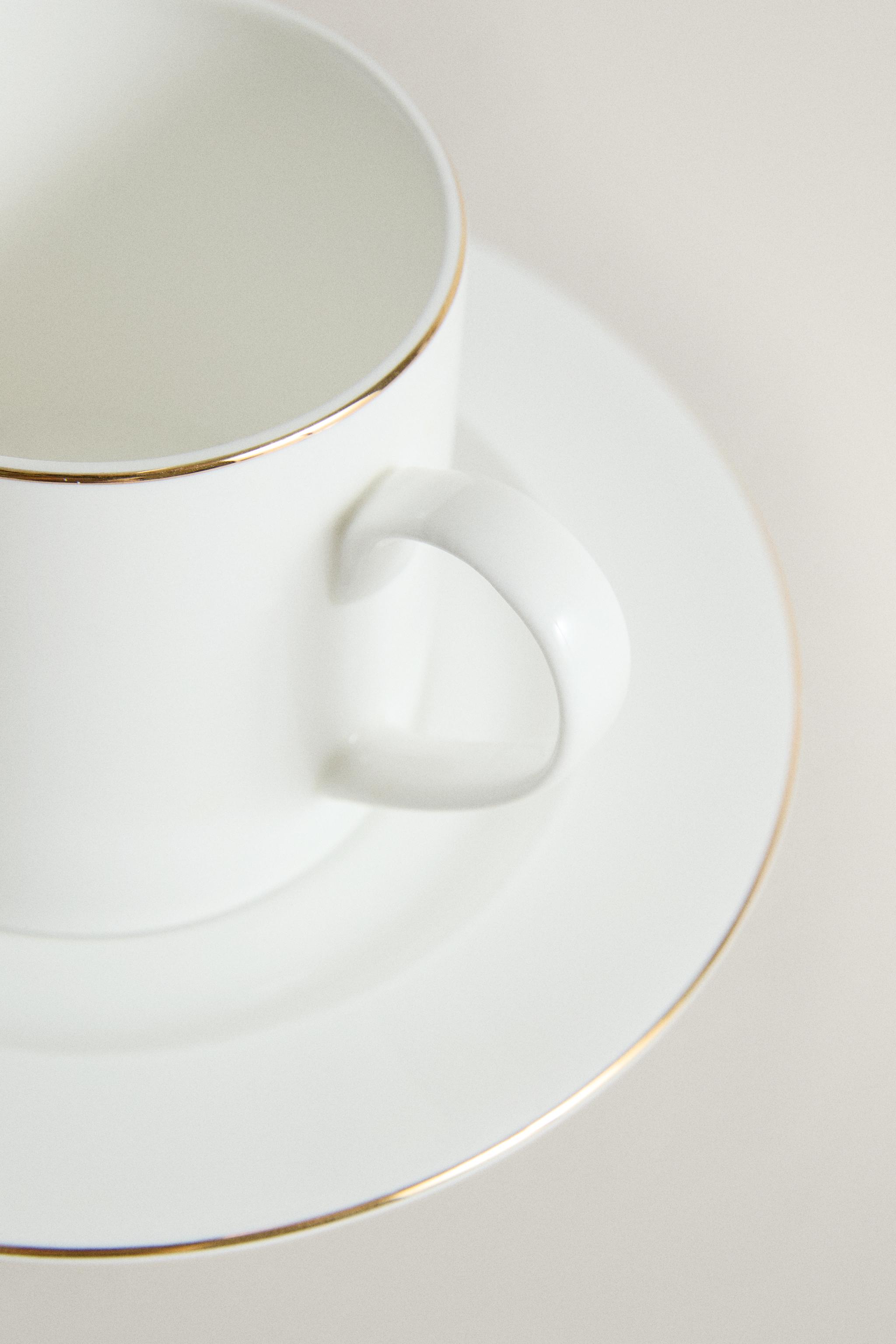 TASSE À THÉ AVEC SOUCOUPE PORCELAINE BONE CHINA BORD