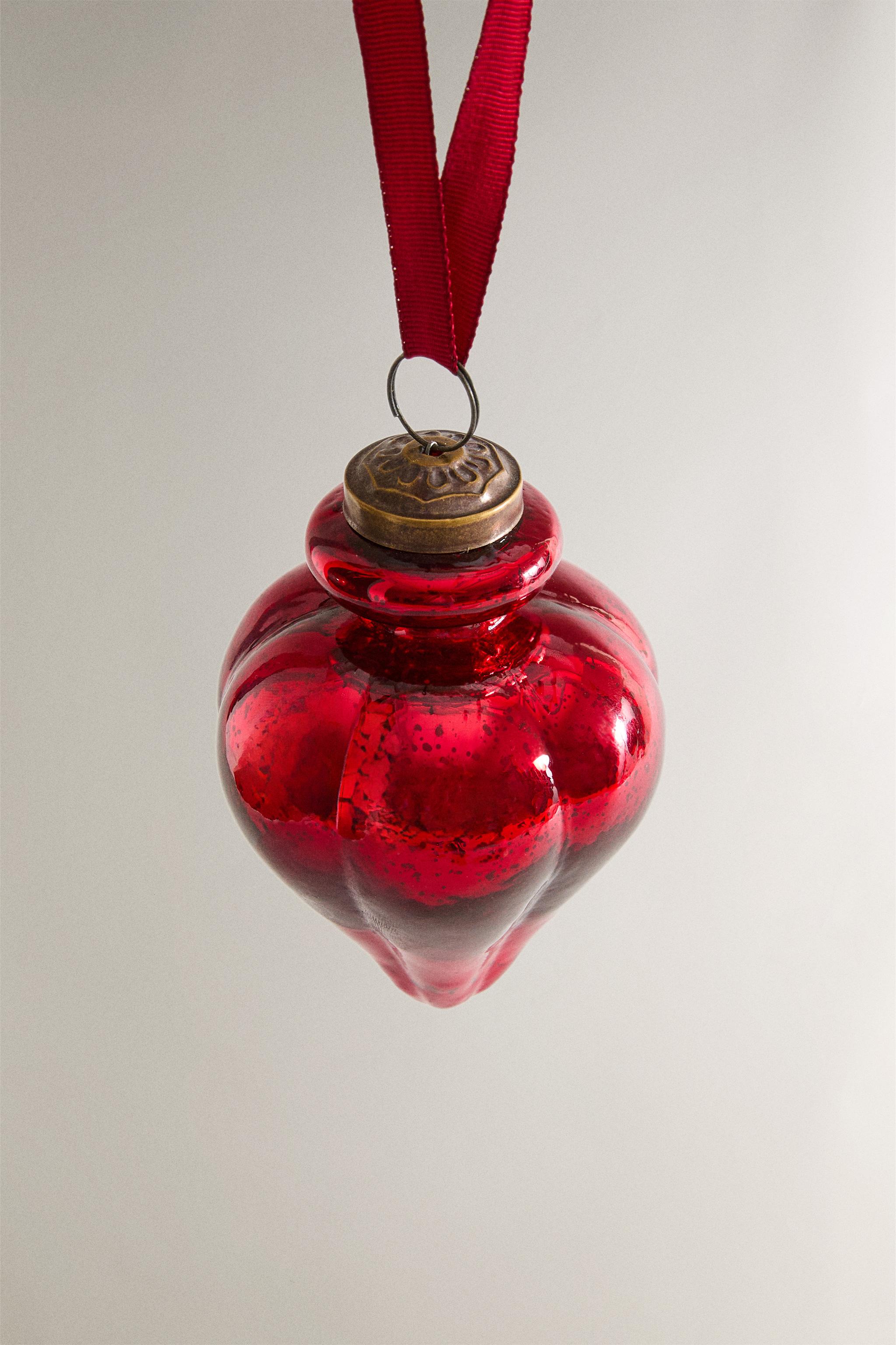 RED DROP CHRISTMAS TREE ORNAMENT
