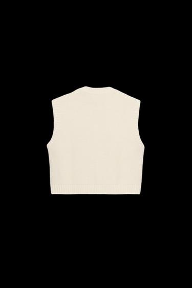 STRICKWESTE MIT GOLDFARBENEN KNÖPFEN - Cremefarben von Zara