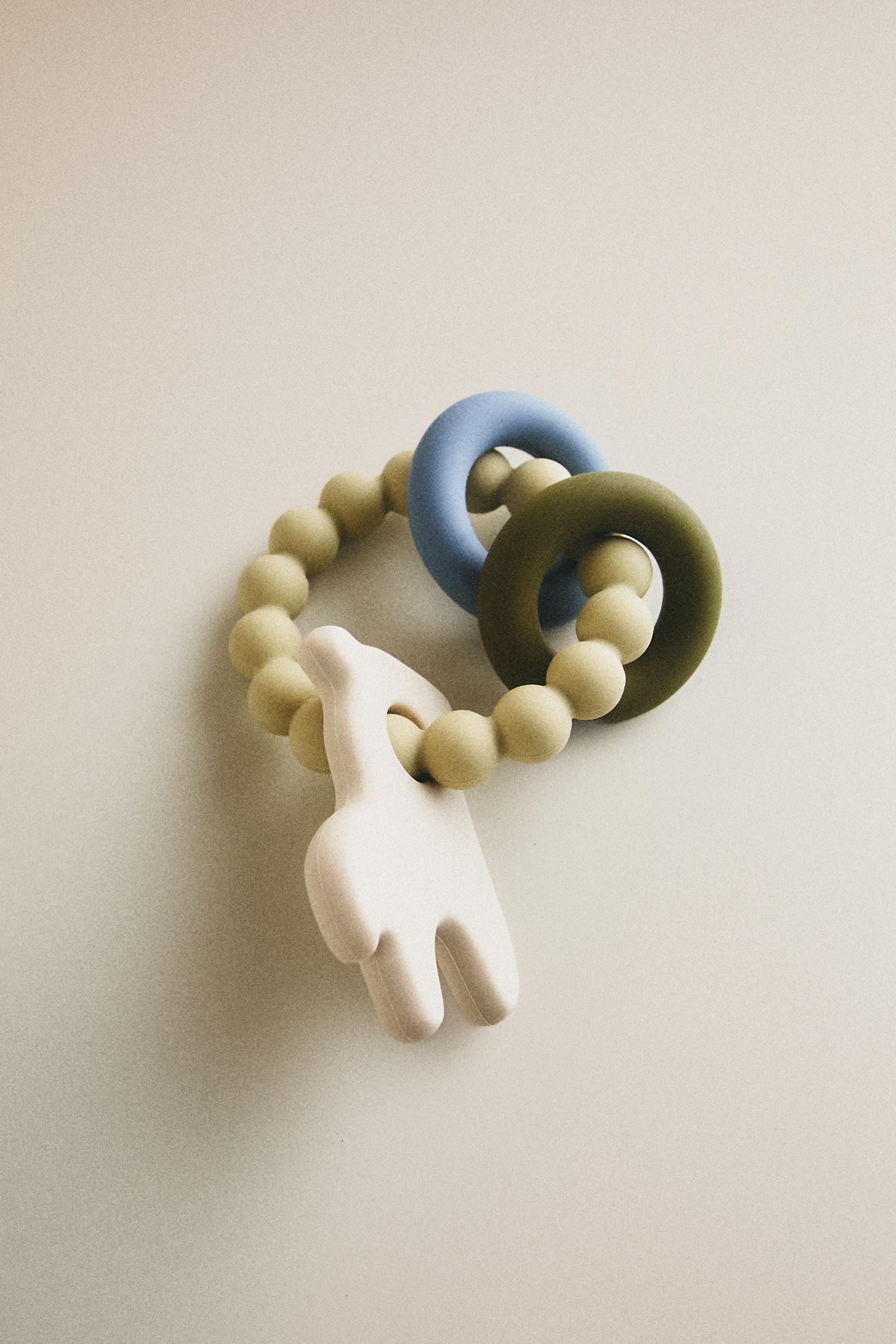 BABY SHAPE TEETHER
