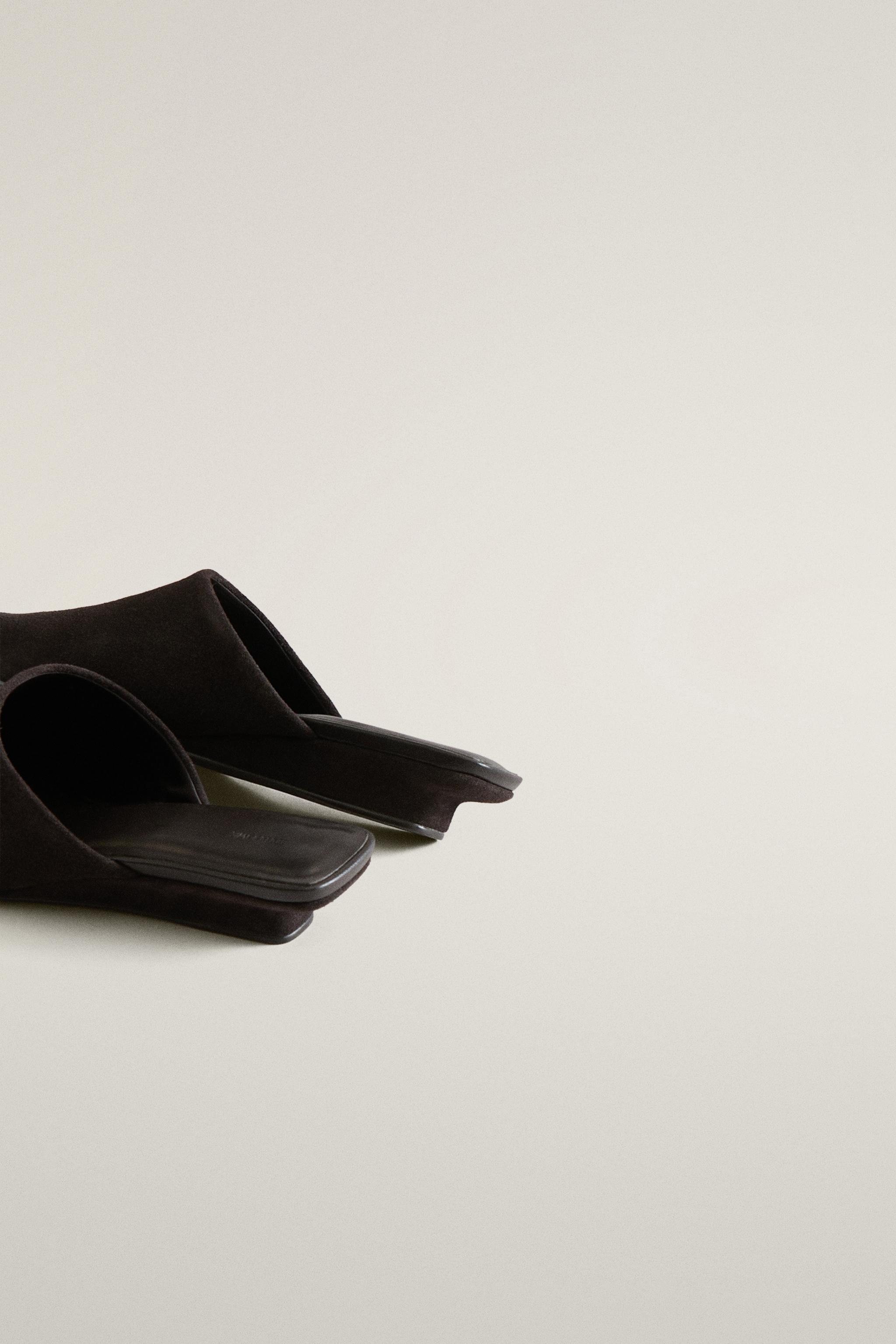 SPLIT LEATHER WEDGE MULES