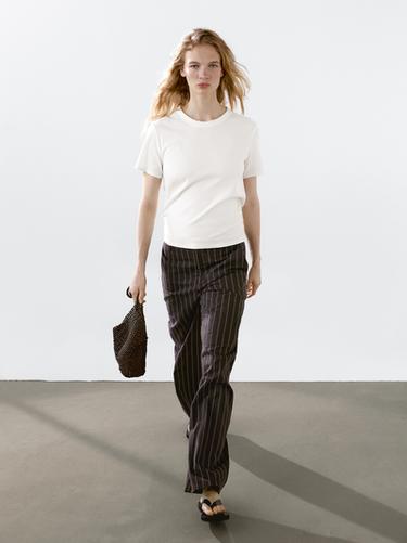 Zara T-shirt with frayed collar - Ecru - Image 0