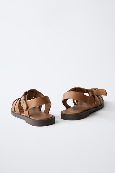 SANDALES STYLE PLAGE EN CUIR - Marron de Zara - Image 4