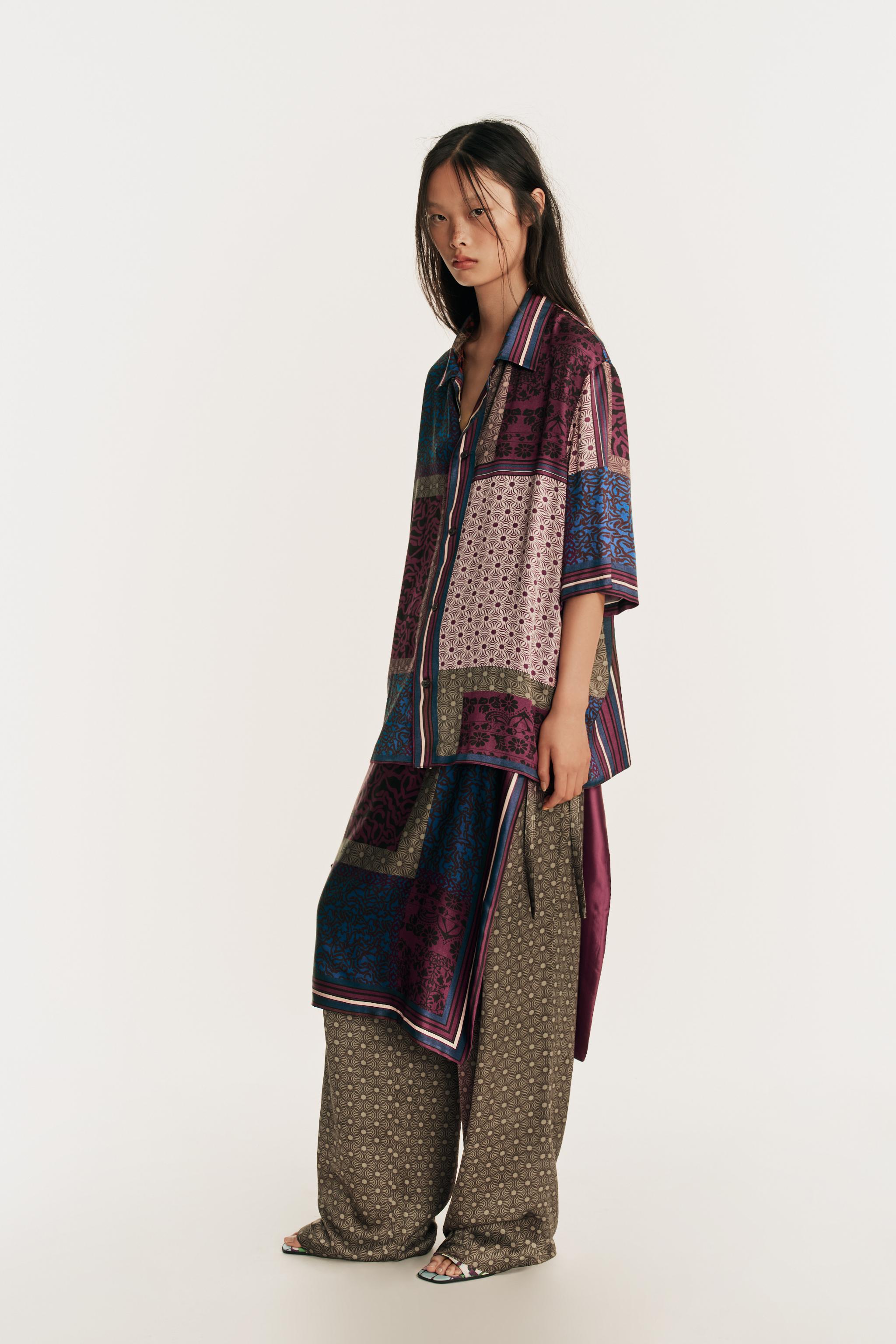 Zara LIMITED EDITION DERİ DETAYLI EL ÇANTASI görsel 3