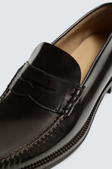 MOCASSINS EN CUIR AVEC MASQUE - Chocolat de Zara - Image 5