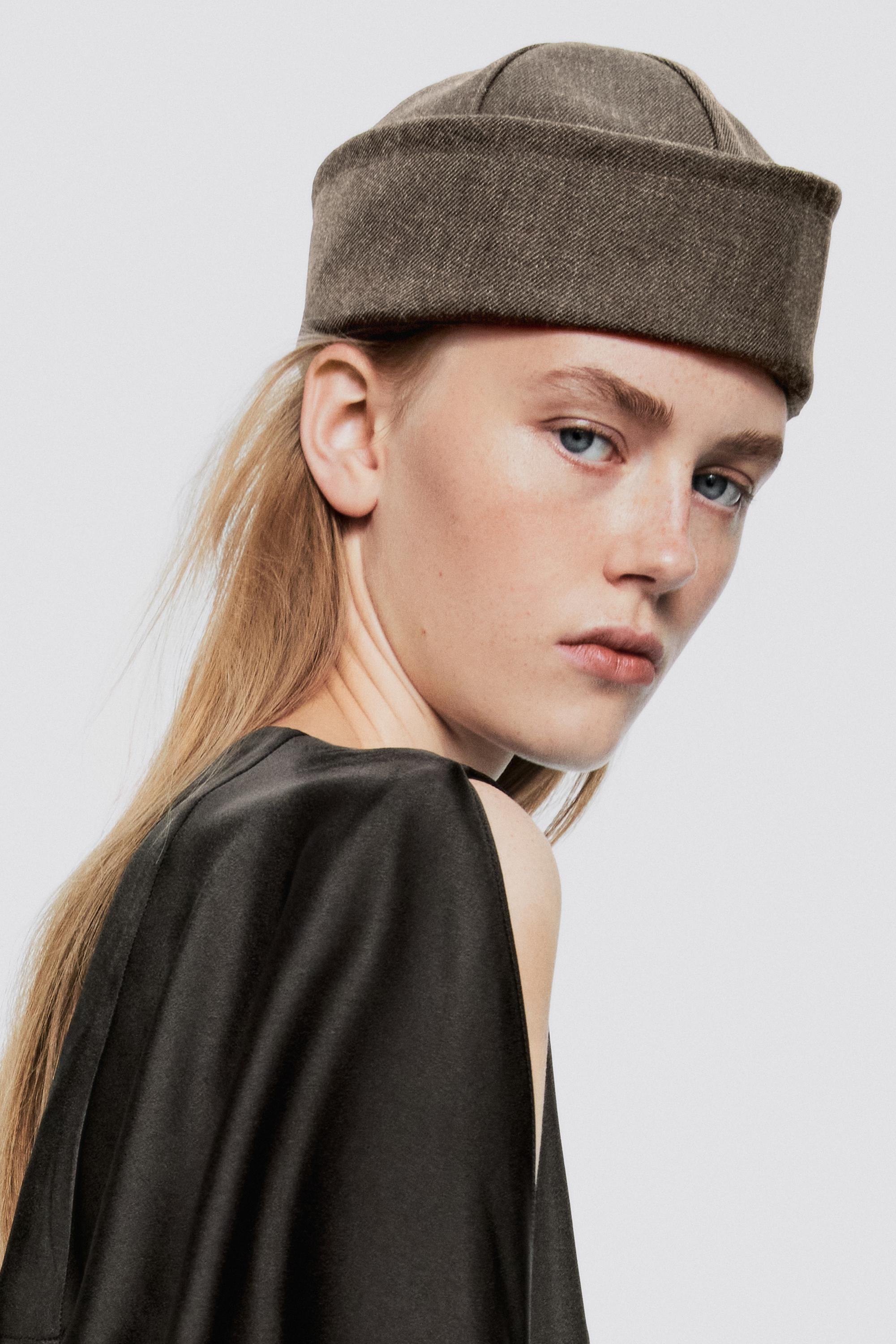 Chapeau Canvas - LIMITED EDITION