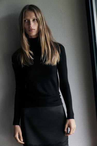 PULL EN MAILLE AVEC BOUTONS - Noir de Zara - Image 3