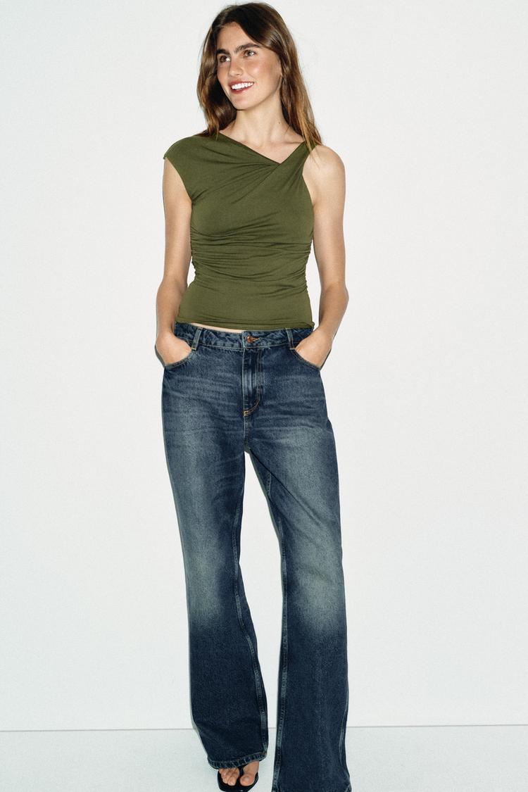 ASİMETRİK DRAPE DETAYLI T-SHIRT