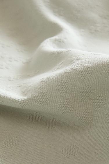 CLOVER BEDSPREAD - Green by Zara