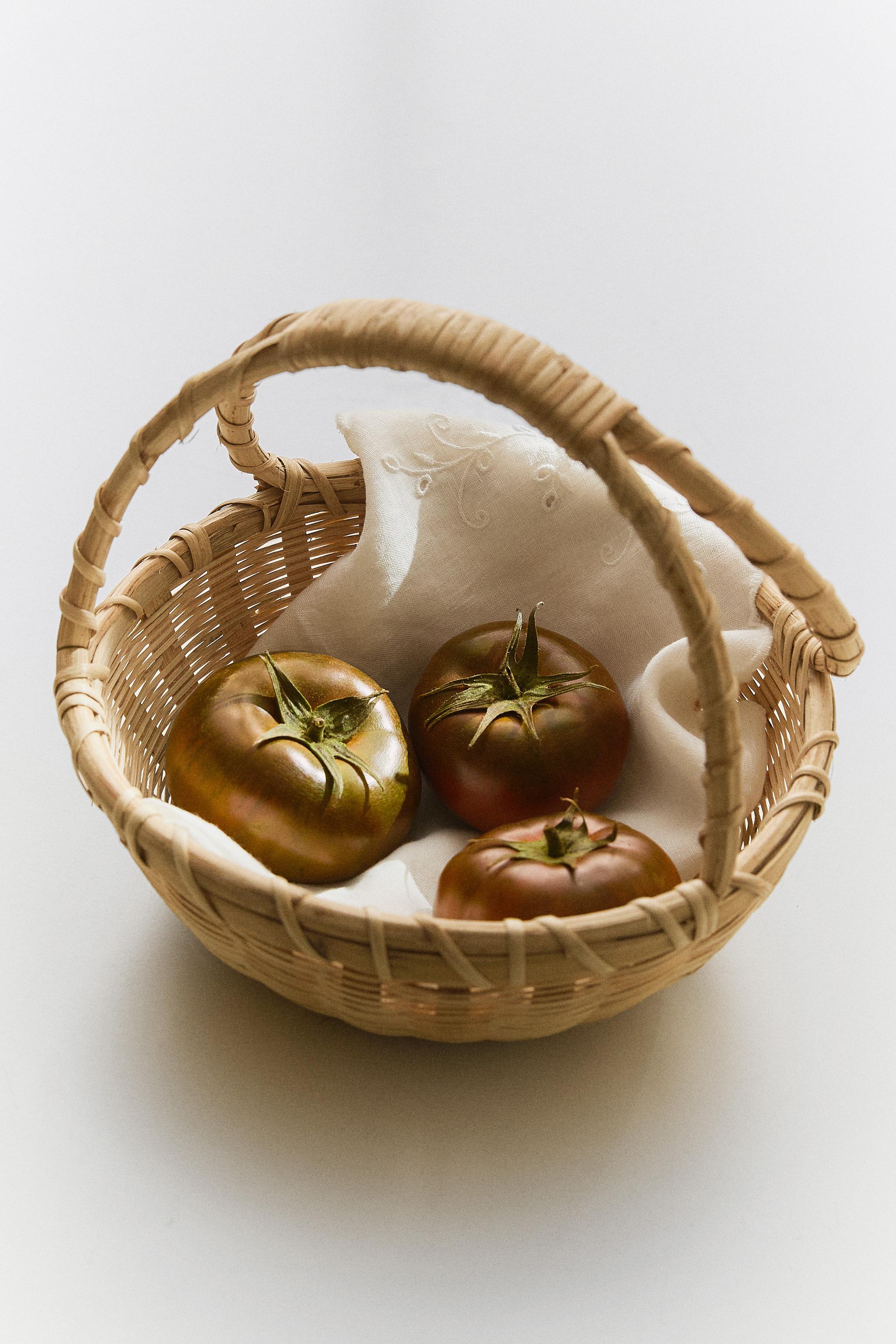 BAMBOO BASKET WITH DOUBLE HANDLE — Light beige