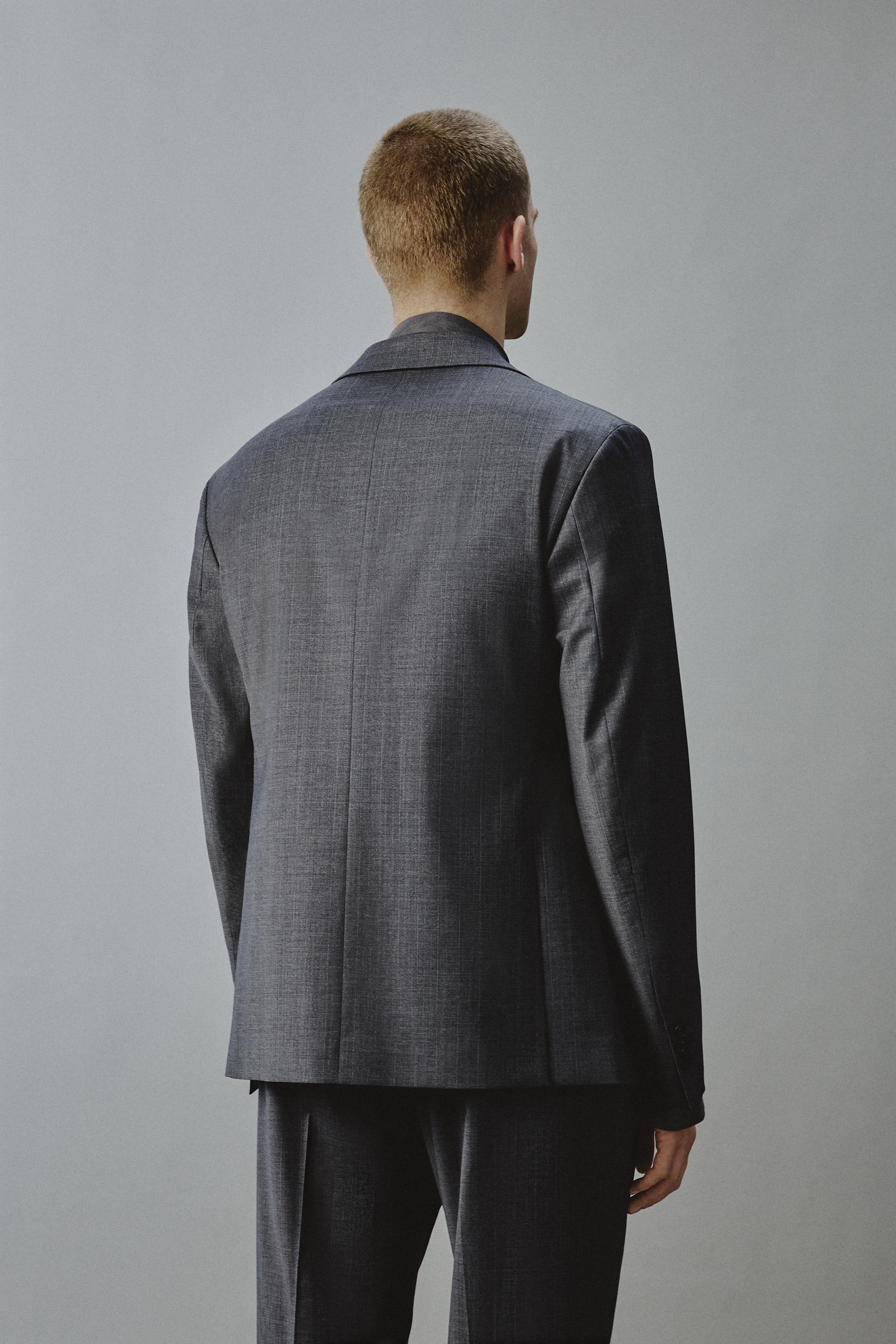 REGULAR FIT PINSTRIPE SUIT BLAZER