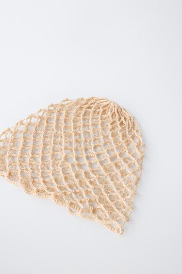 CASQUETTE EN MAILLE CROCHET À FANTAISIE - Écru de Zara - Image 1