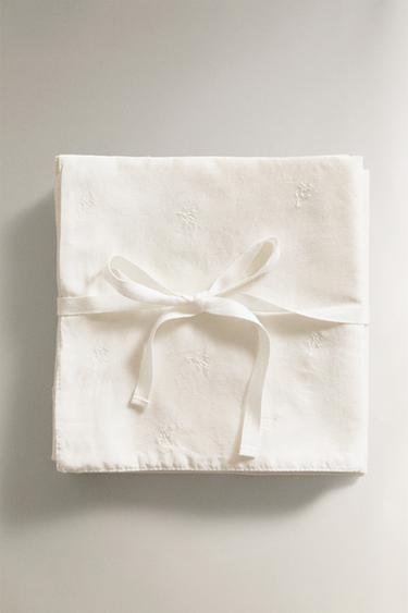 PACK OF EMBROIDERED MUSLIN CLOTHS (PACK OF 2) - Oyster-white by Zara - Image 0