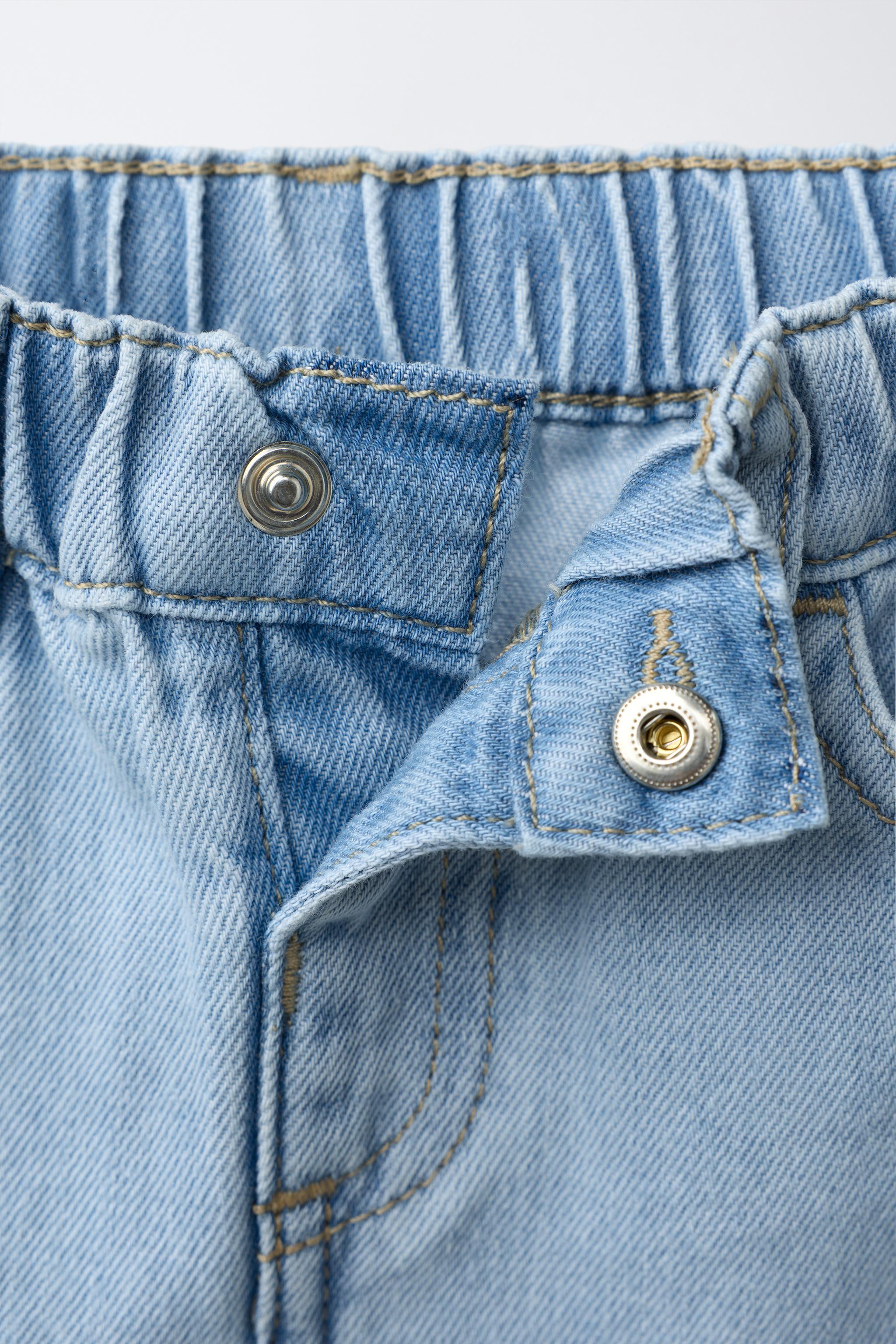 RUFFLED DENIM SHORTS