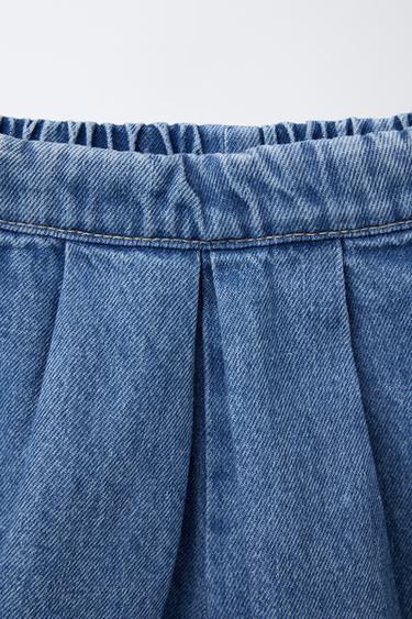 BERMUDA EN DENIM À PLIS PLATS - Bleu clair de Zara - Image 2