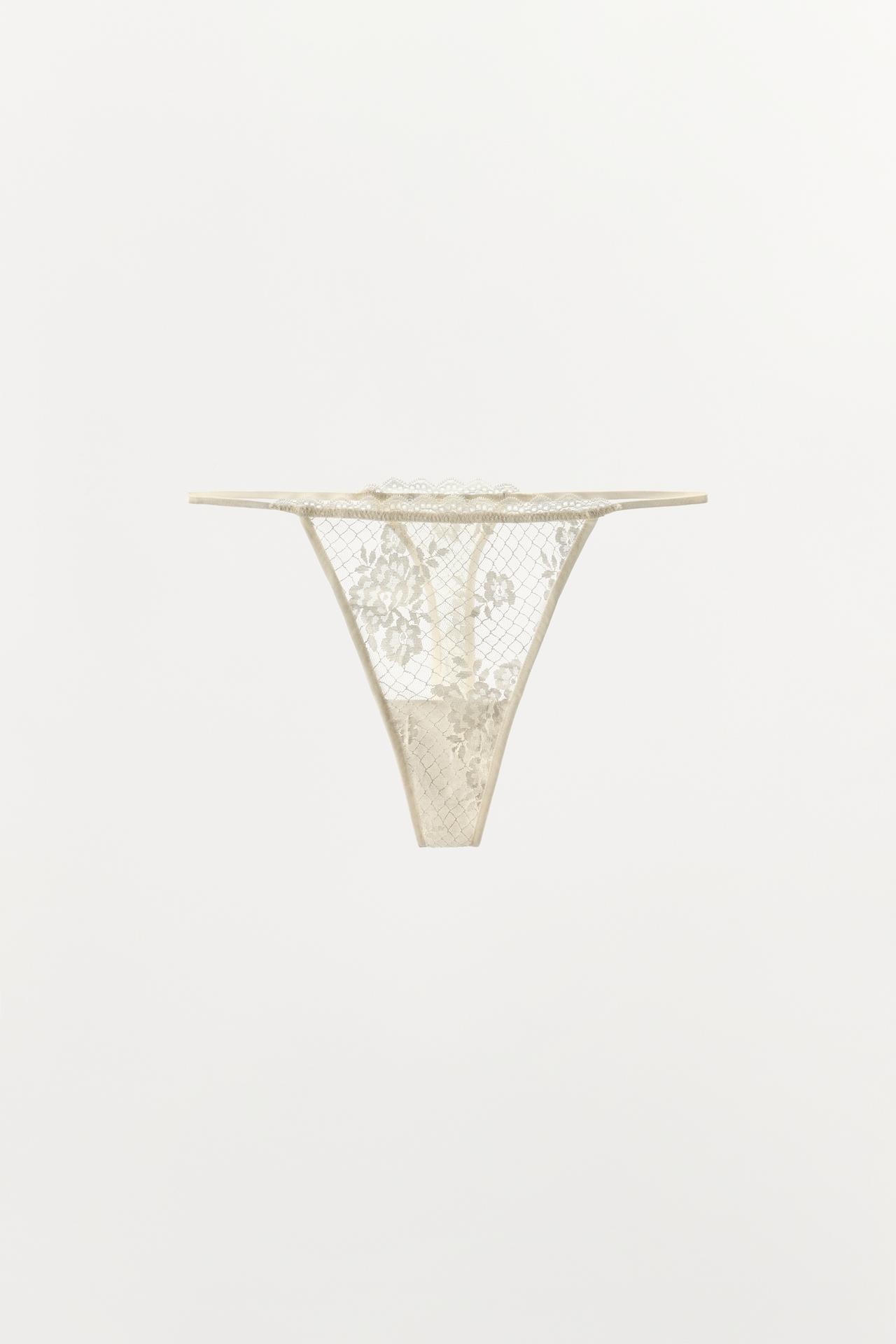 LACE THONG — Ecru