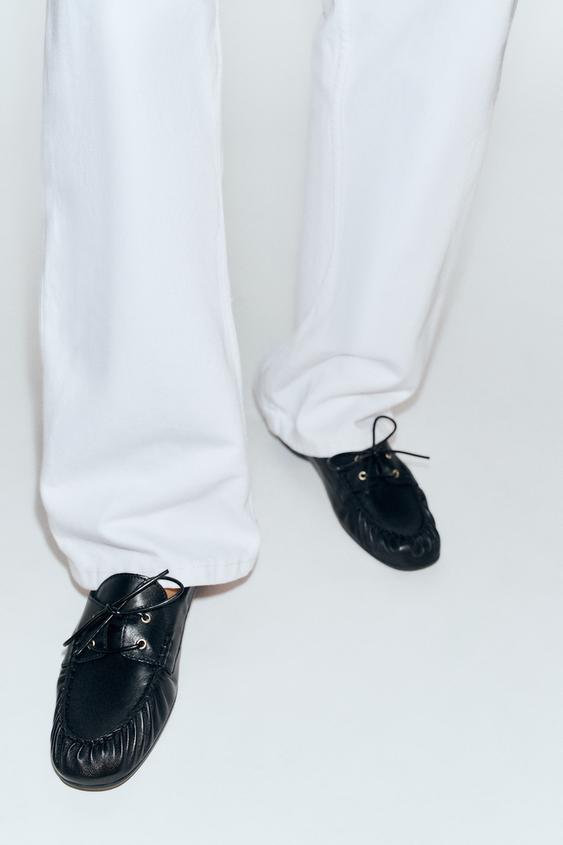 MOCASSIN CHAUSSURES BATEAU EN CUIR - Noir de Zara - Image 1