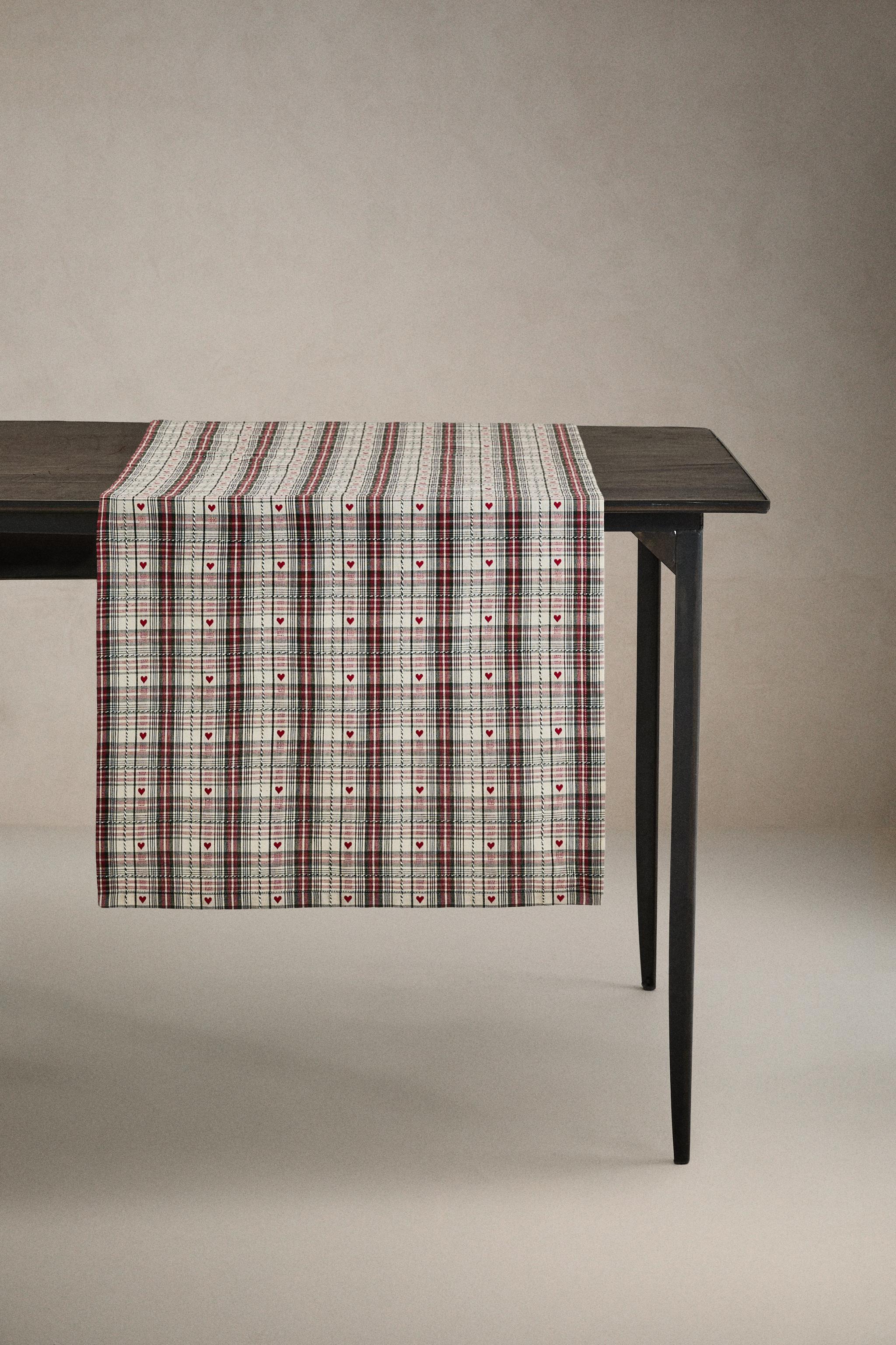 44243024600-e1.jpg?ts=